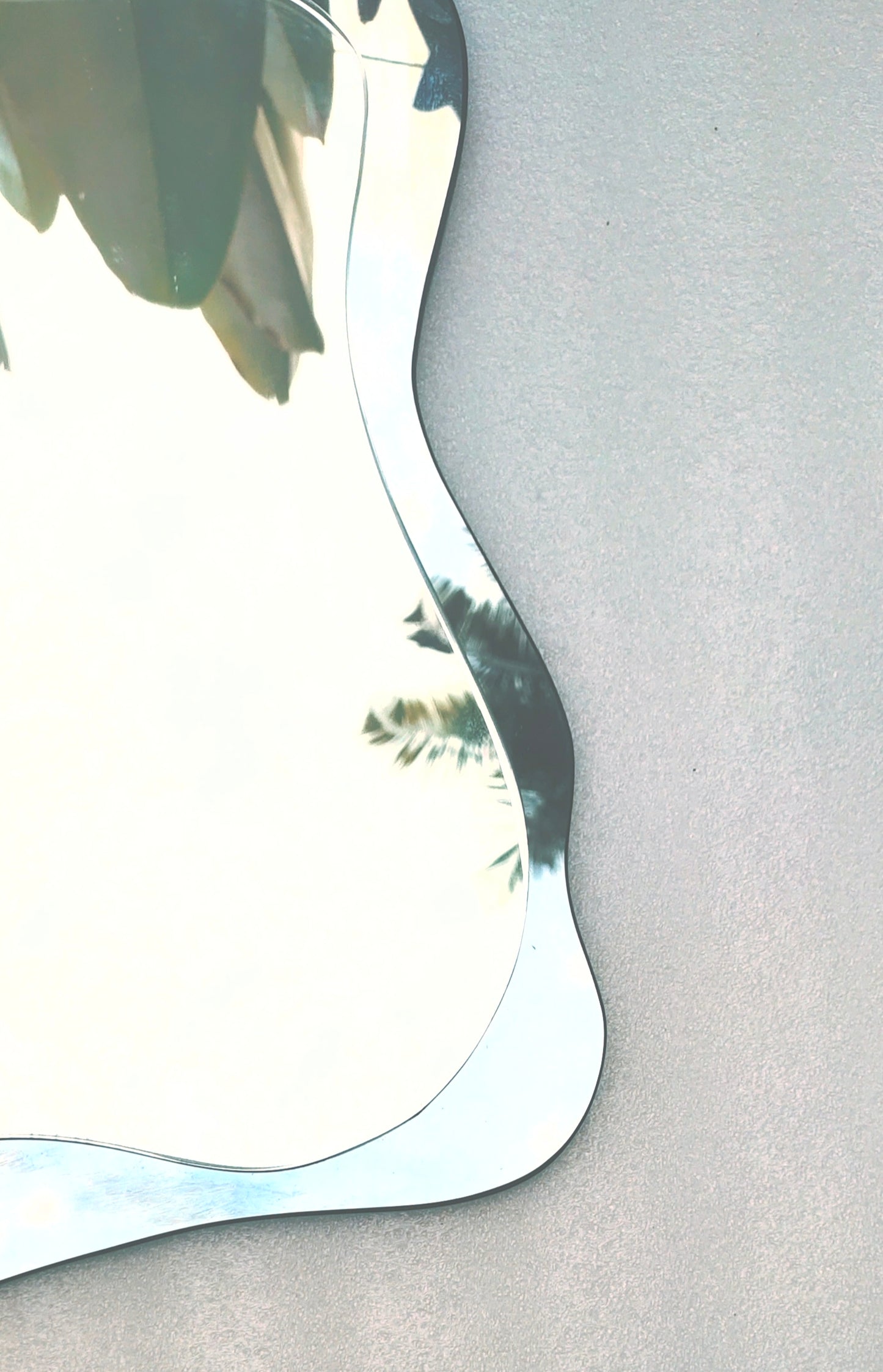 Colour Splash Wavy Mirror