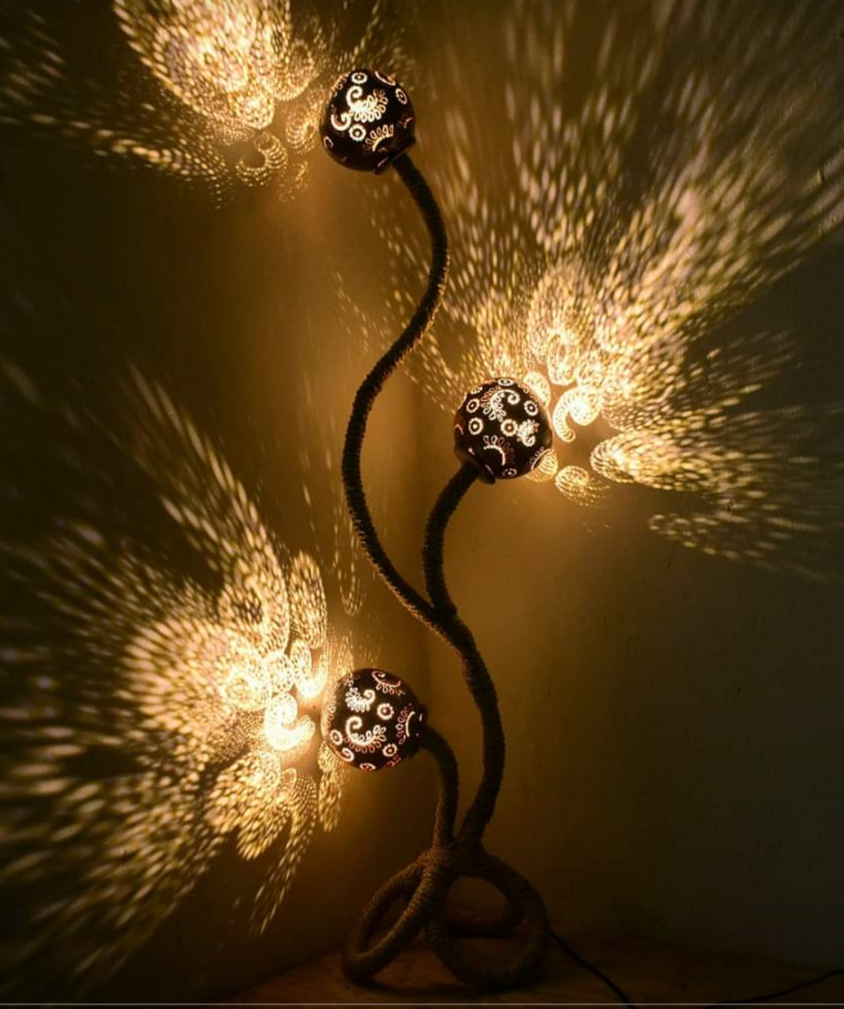 MIRAL INDIA 'SERPENTINA 2' FLOOR LAMP