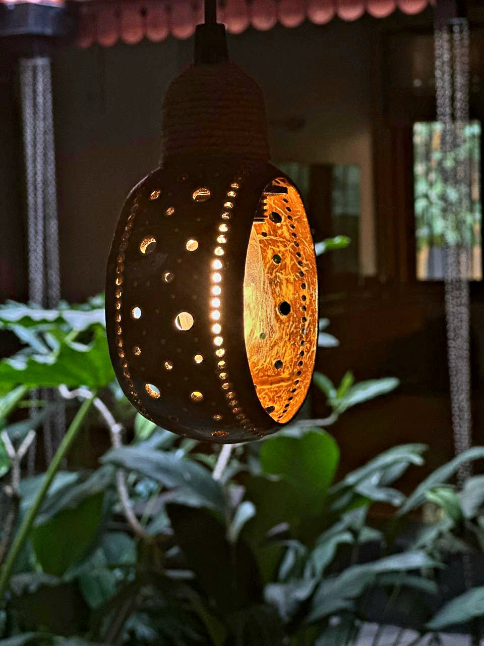 DOTS IN RING HANGING LAMP