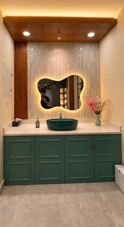 Light in Mirrors
