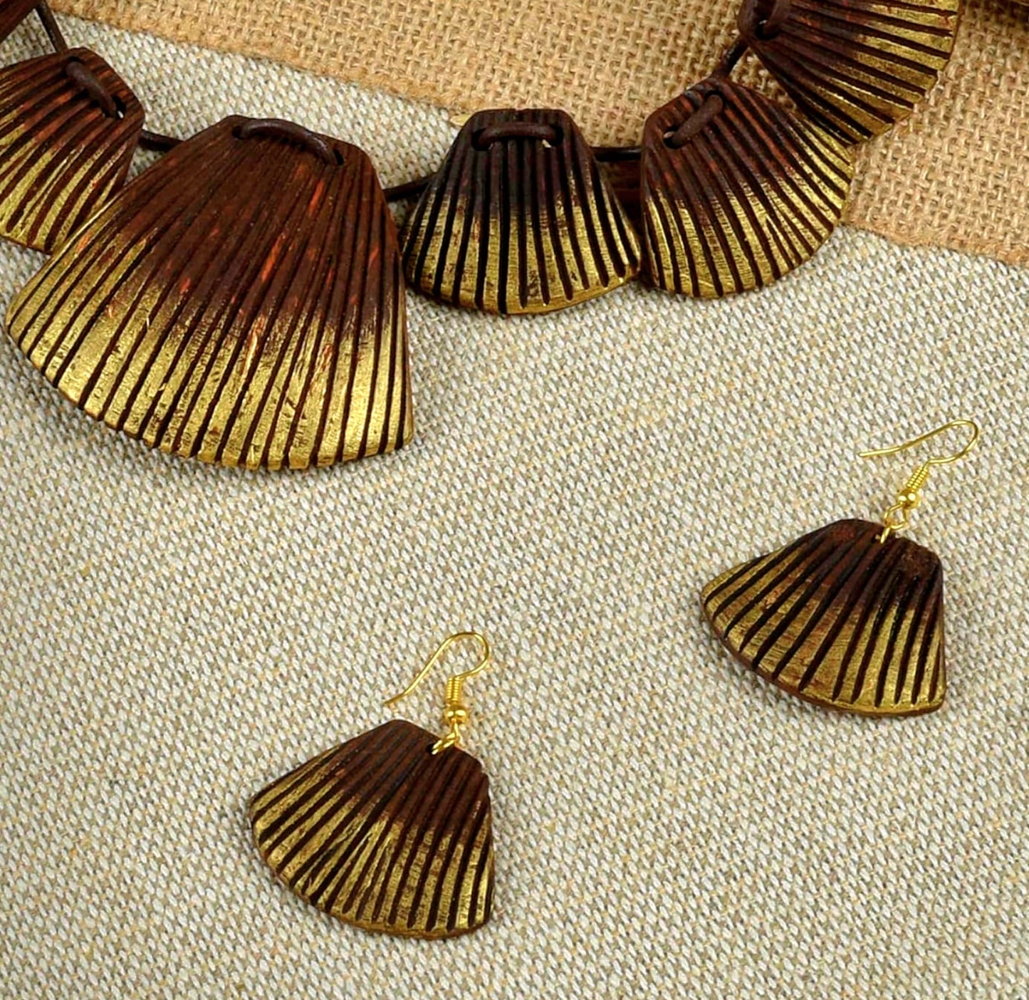 MIRAL INDIA SEA SHELL NECKLACE SET