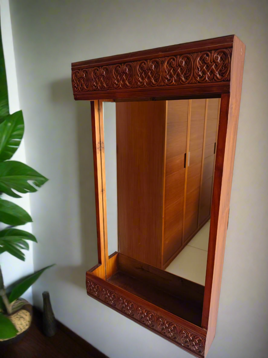Yuga Planter box Mirror