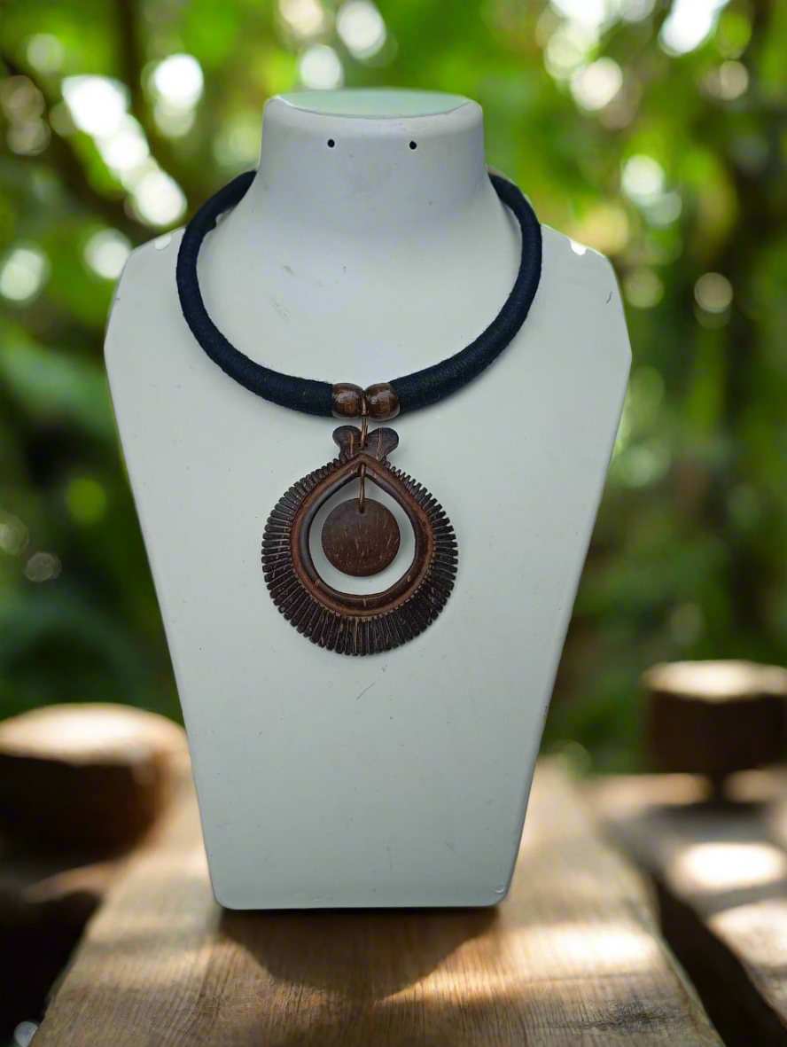 MIRAL INDIA THE RETRO-PENDANT NECKLACE9