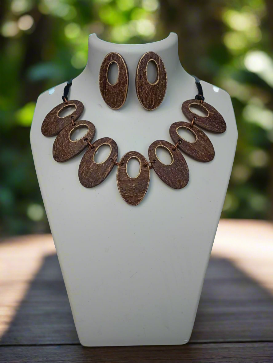 MIRAL INDIA THE OVO-RUSTIC CHARM NECKLACE SET