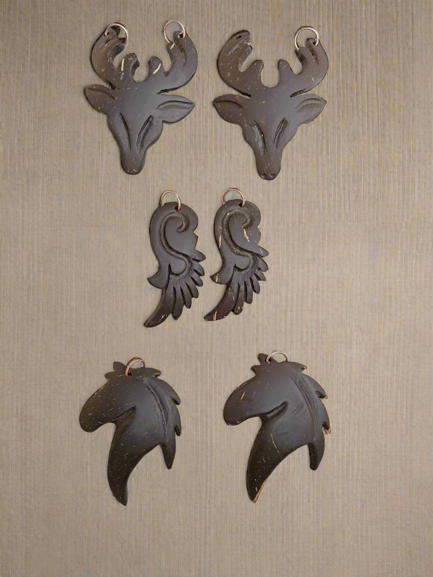 Miral India Unisex pendant necklaces
