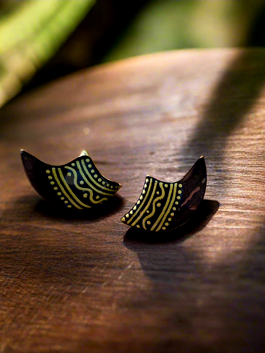 MIRAL INDIA TIGER CLAW EARRINGS