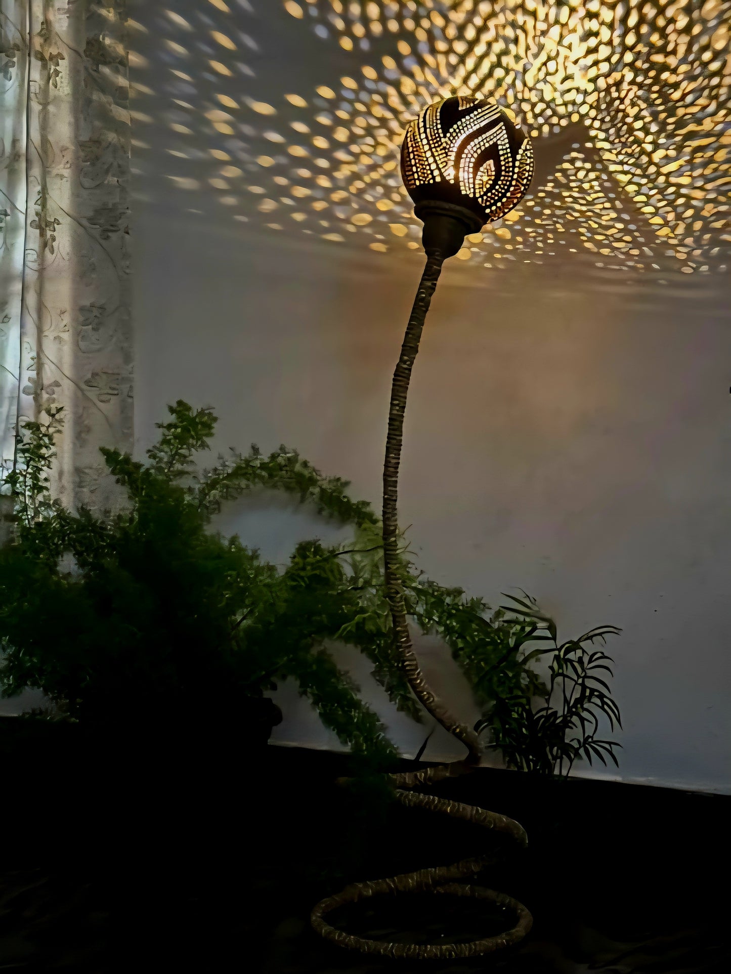 MIRAL INDIA GOLDEN TIDE FLOOR LAMP