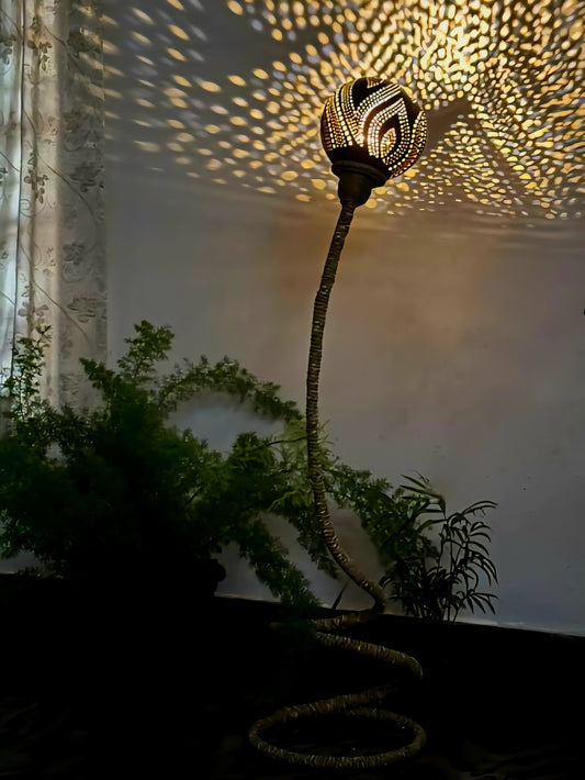 MIRAL INDIA GOLDEN TIDE FLOOR LAMP