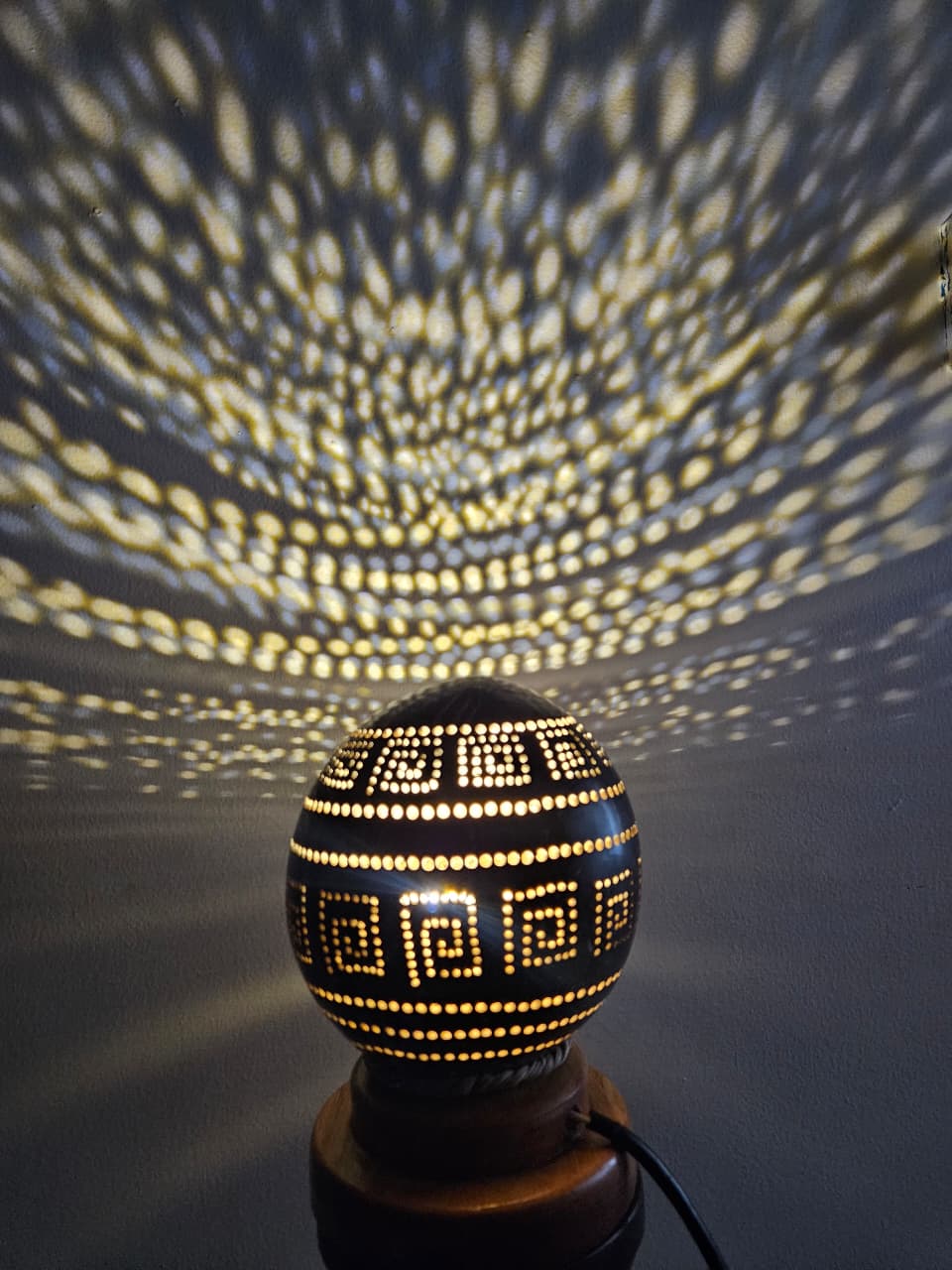 MIRAL INDIA PATTERNS TABLE LAMP