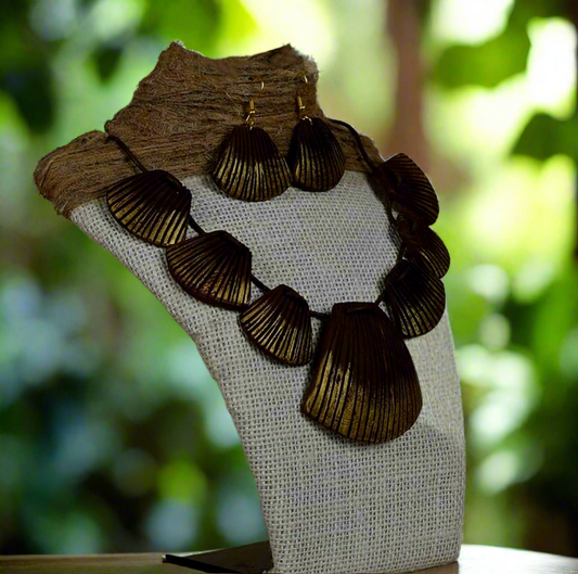 MIRAL INDIA SEA SHELL NECKLACE SET