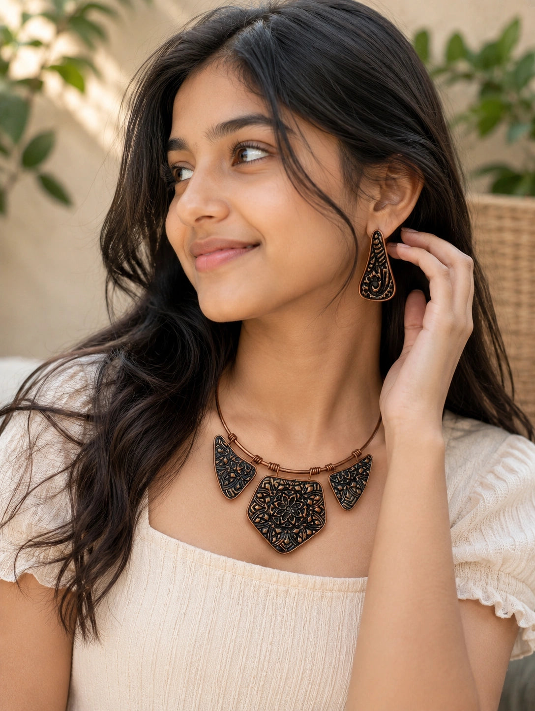 MIRAL INDIA VINTAGE HASLI CHOKER