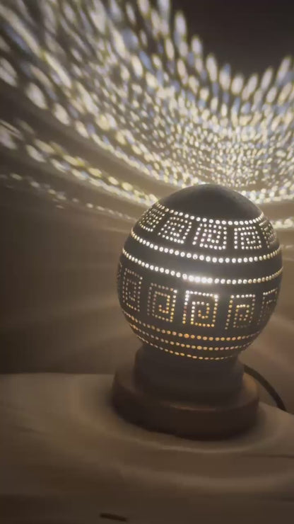 MIRAL INDIA PATTERNS TABLE LAMP