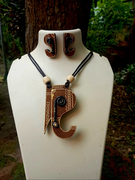 MIRAL INDIA WOODEN TRIBAL ELEPHANT PENDANT SET