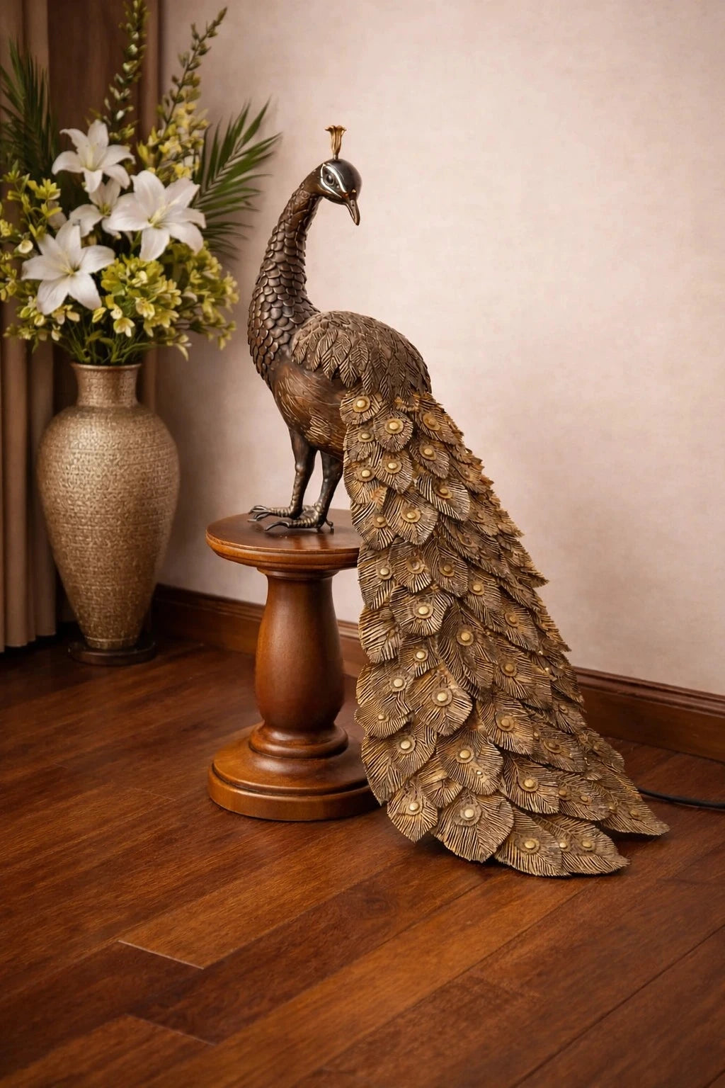 MIRAL INDIA  PEACOCK LED LIGHT STATUE DECOR