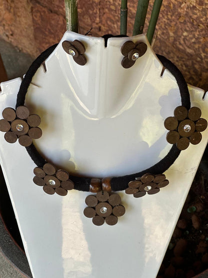 FLORA SPARKLE NECKLACE SET